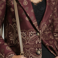Giacca bordeaux con fantasia paisley