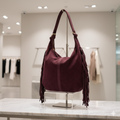 Borsa in camoscio con frange laterali – Bordeaux